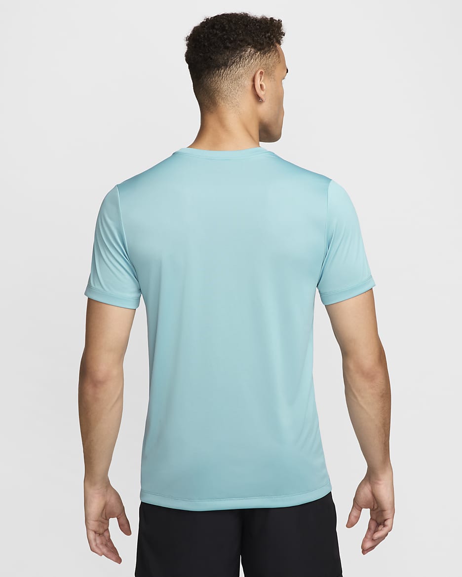 Nike Dri FIT Legend Men s Fitness T Shirt. Nike